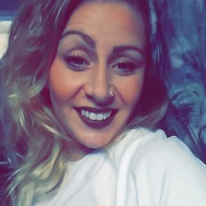 Meet your Posher, Katelyn